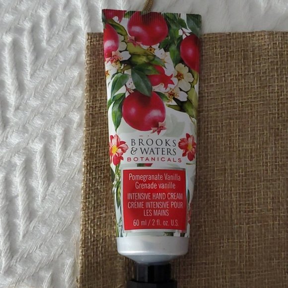 Nailpolish Bundle Mint and Taffy Pink - Picture 5 of 8